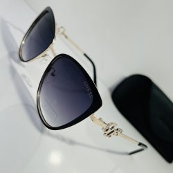 Guess napszemüveg GF6141 01B 56 női /kampmir0323