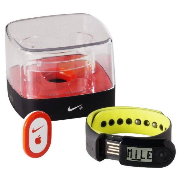 Nike Unisex férfi női sárga/fekete iPod-chip EGYS. WM0058/077 /kamplvm Várható érkezés: 03.10